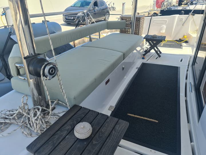 Lavrion 14.28 m Für Charter Katamaran — #20250 - 5
