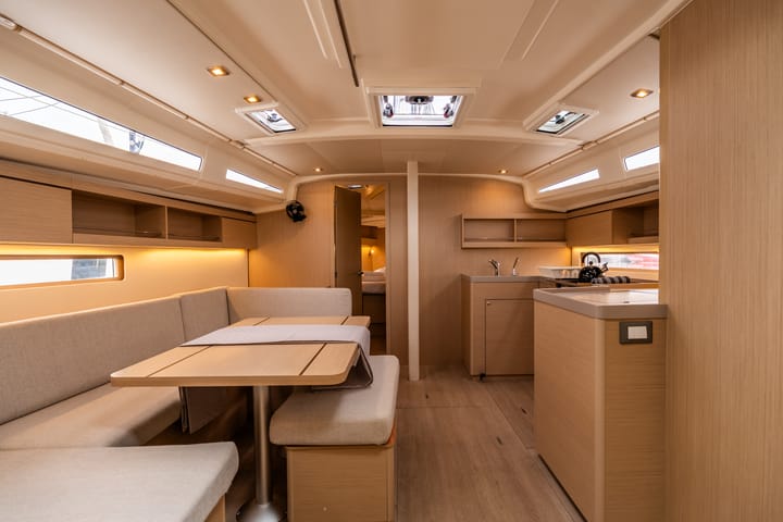  Barca a vela Beneteau Oceanis 40.1 (2024) per Noleggio, overcloccabile Salerno | #20303 - 15