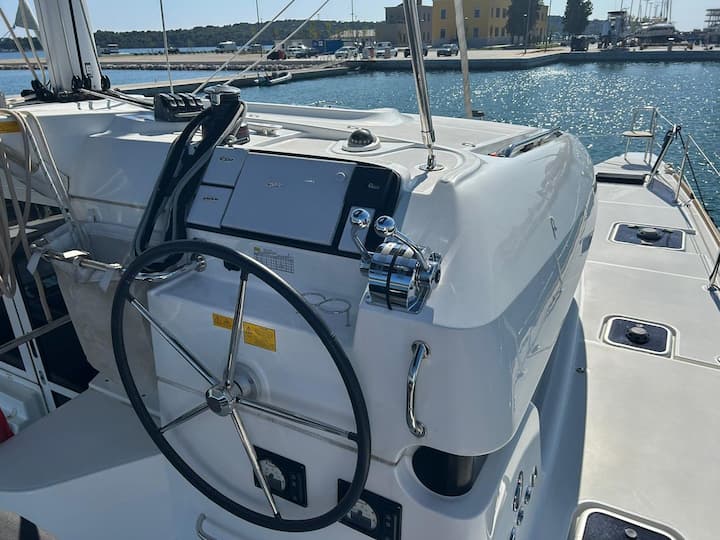  Catamarano Lagoon  40 (2020) per Noleggio, overcloccabile Spalato | #20306 - 13