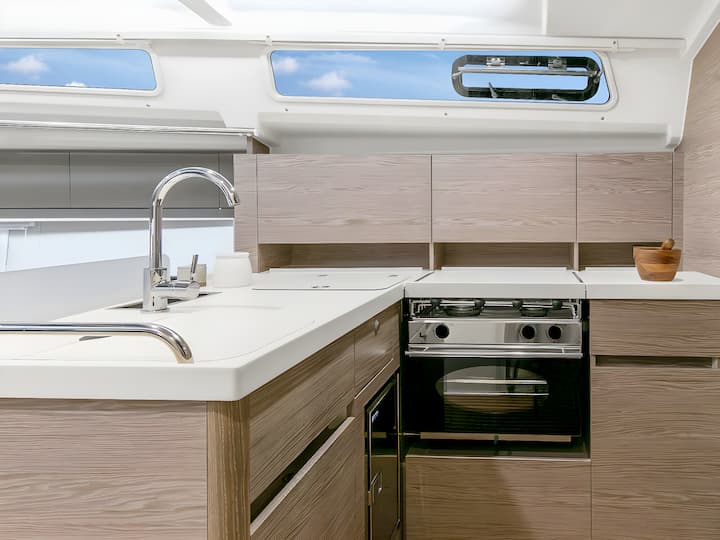 Sailboat Hanse  388 (2024) for Charter - Murter | #20331 - 10