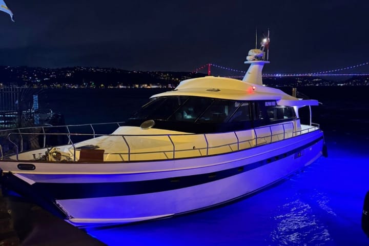 Custom Made Motor Yacht (2006) for Charter - Arnavutkoy | #20337 - 2
