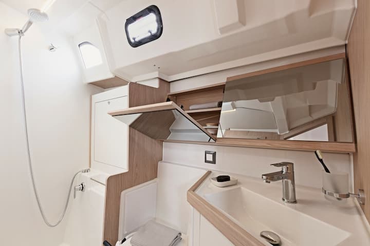 Sailboat Beneteau Oceanis 46.1 (2024) for Charter - Split | #20369 - 32