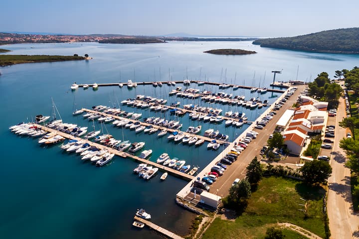 Sailboat Beneteau Oceanis 46.1 (2024) for Charter - Split | #20369 - 37
