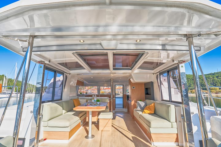 Skradin 12.85 m Voor Charter Catamaran - #20489 - 13