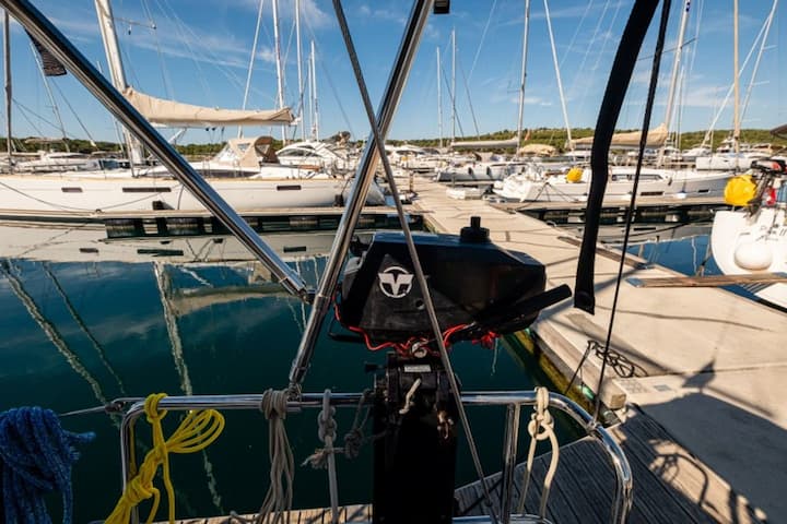  Velero Dufour  410 Grand Large (2024) para Charter - Sibenik | #20500 - 22