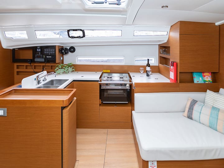  Barca a vela Jeanneau Sun Odyssey 410 (2024) per Noleggio, overcloccabile Primošten | #20523 - 5