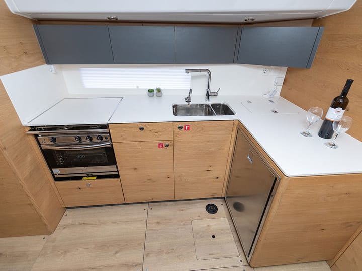  Barca a vela Elan  45 Impression (2024) per Noleggio, overcloccabile Primošten | #20524 - 3