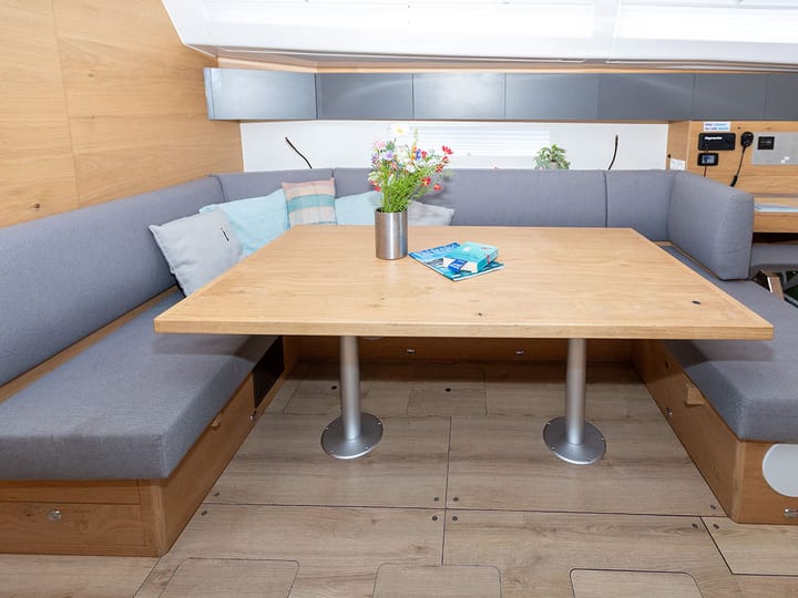  Barca a vela Elan  45 Impression (2024) per Noleggio, overcloccabile Primošten | #20524 - 18