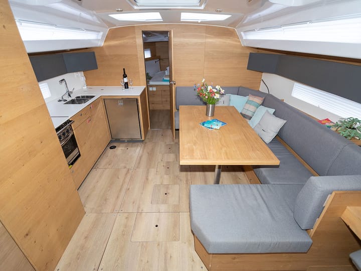  Barca a vela Elan  45 Impression (2024) per Noleggio, overcloccabile Primošten | #20524 - 2