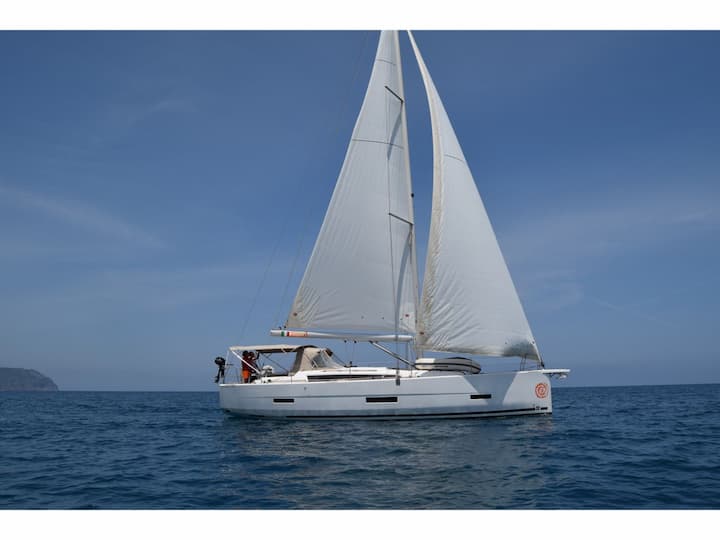  Velero Dufour 430 (2022) para Charter - Palermo | #20573 - 1