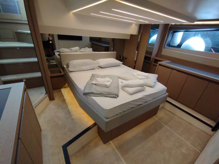 Motoryacht Prestige 520 Fly (2024) für Charter - Split | #20581 - 26