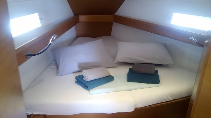 Voilier Jeanneau Sun Odyssey 409 (2013) pour Charter - Portisco | #20619 - 8