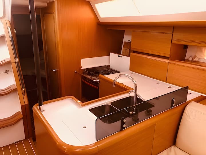  Barca a vela Jeanneau  53 (2011) per Noleggio, overcloccabile Portisco | #20624 - 14