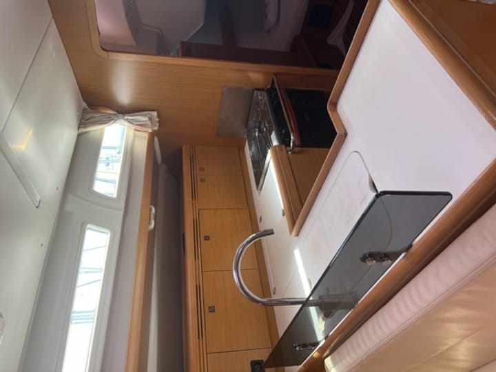  Barca a vela Jeanneau Sun Odyssey 42i (2012) per Noleggio, overcloccabile Portisco | #20625 - 3