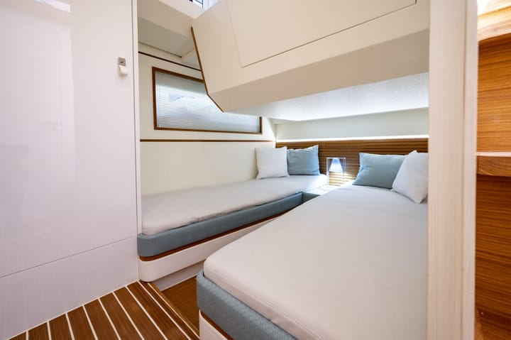 Podstrana 13.5 m Für Charter Motorboot — #20651 - 13