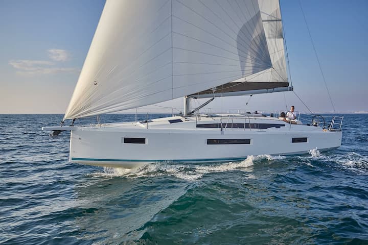 Sailboat Jeanneau Sun Odyssey 410 (2024) for Charter - Palma de Mallorca | #20725 - 7