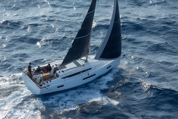 Sailboat Jeanneau Sun Odyssey 410 (2024) for Charter - Palma de Mallorca | #20725 - 6