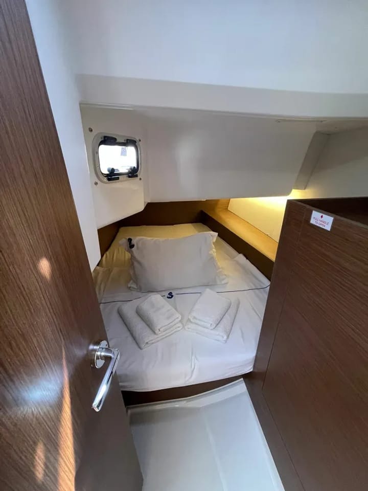 Sailboat Beneteau Oceanis 34.1 (2024) for Charter - Marmaris | #20738 - 12