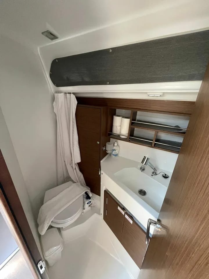 Sailboat Beneteau Oceanis 34.1 (2024) for Charter - Marmaris | #20738 - 15