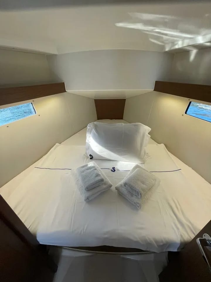 Sailboat Beneteau Oceanis 34.1 (2024) for Charter - Marmaris | #20738 - 10
