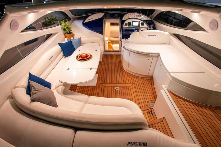 Motor Yacht Pershing Pershing 52 (2002) for Charter - Piraeus | #20823 - 21