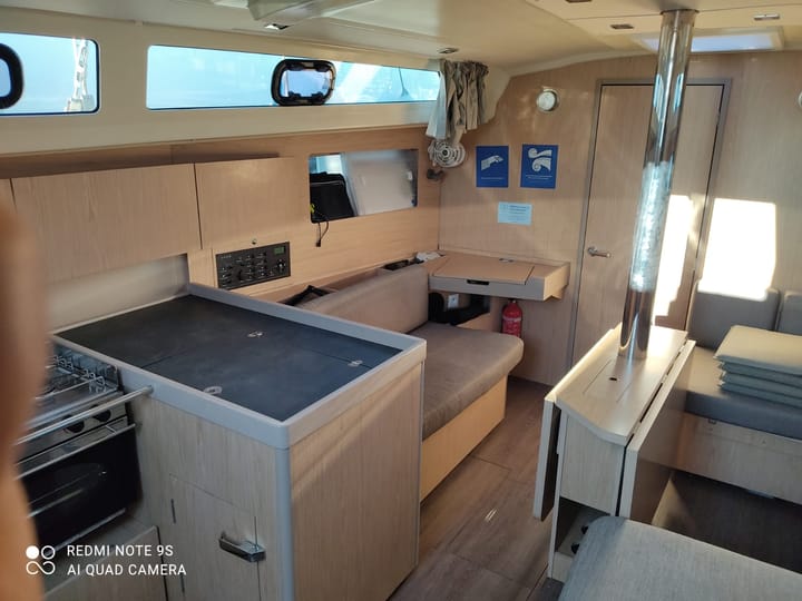 Beneteau Oceanis 41.1 Kiralık Yelkenli (2019) - Salerno | #20899 - 6