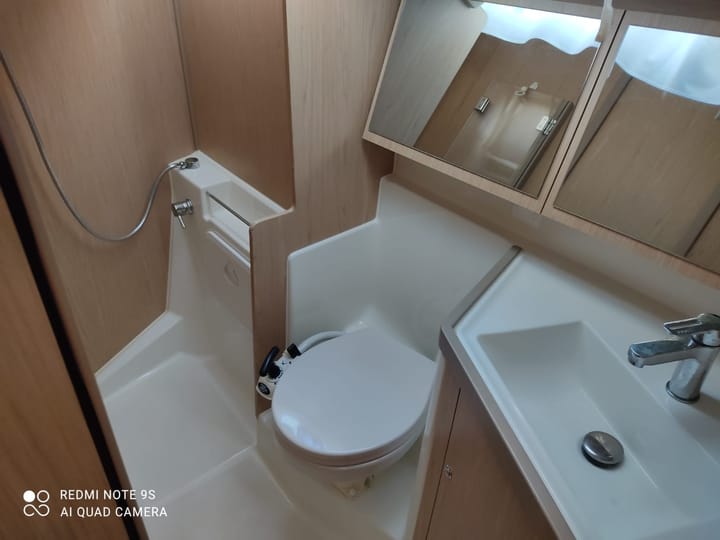 Beneteau Oceanis 41.1 Kiralık Yelkenli (2019) - Salerno | #20899 - 15