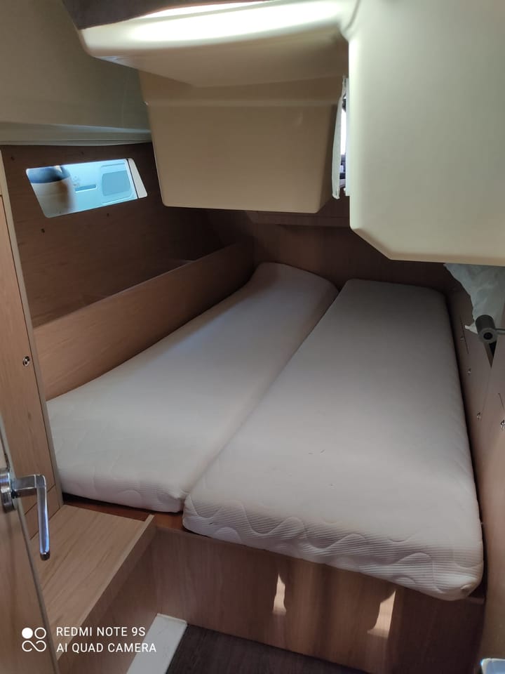Beneteau Oceanis 41.1 Kiralık Yelkenli (2019) - Salerno | #20899 - 3