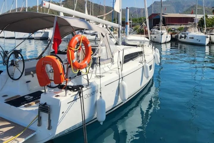 Beneteau Oceanis 30.1 Kiralık Yelkenli (2024) - Marmaris | #20903 - 1