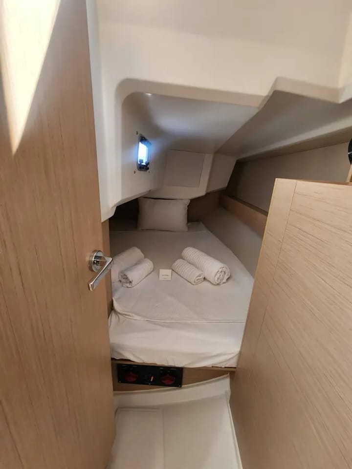 Sailboat Beneteau Oceanis 30.1 (2024) for Charter - Marmaris | #20903 - 12