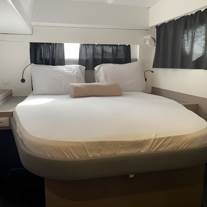  Barca a vela Fountaine Pajot Astrea 42 (2019) per Noleggio, overcloccabile Road Town | #20915 - 15