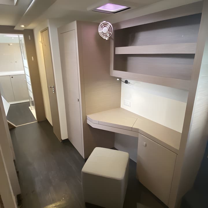  Barca a vela Fountaine Pajot Astrea 42 (2019) per Noleggio, overcloccabile Road Town | #20915 - 11