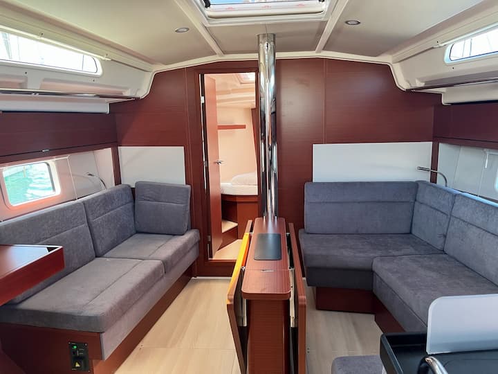 Sailboat Hanse  418 (2022) for Charter - Lefkada | #20927 - 7