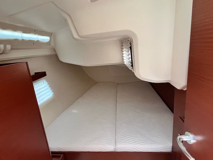 Sailboat Hanse  418 (2022) for Charter - Lefkada | #20927 - 9