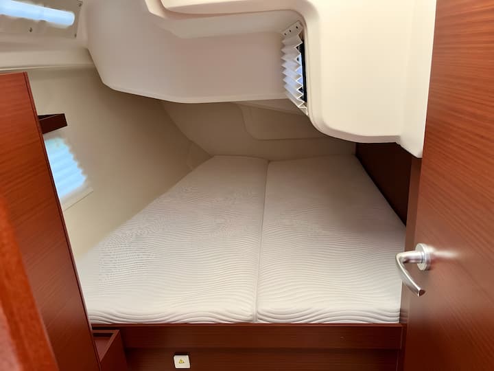 Sailboat Hanse  418 (2022) for Charter - Lefkada | #20927 - 11