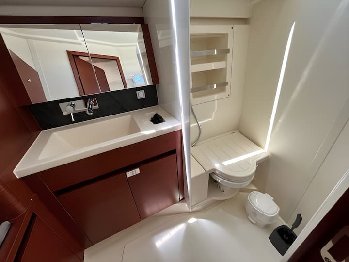 Sailboat Hanse  418 (2022) for Charter - Lefkada | #20927 - 13