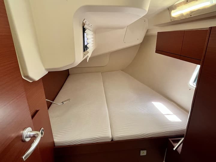 Sailboat Hanse  418 (2022) for Charter - Lefkada | #20927 - 10