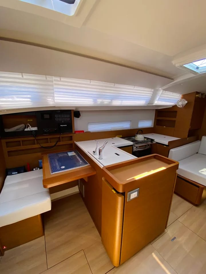  Barca a vela Jeanneau Sun Odyssey 410 (2024) per Noleggio, overcloccabile Marmaris | #20980 - 4