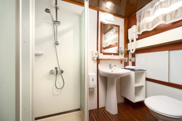 Fatto su misura Caicco (2002) for Charter - Jesenice - Dugi Rat | #21102 - 12