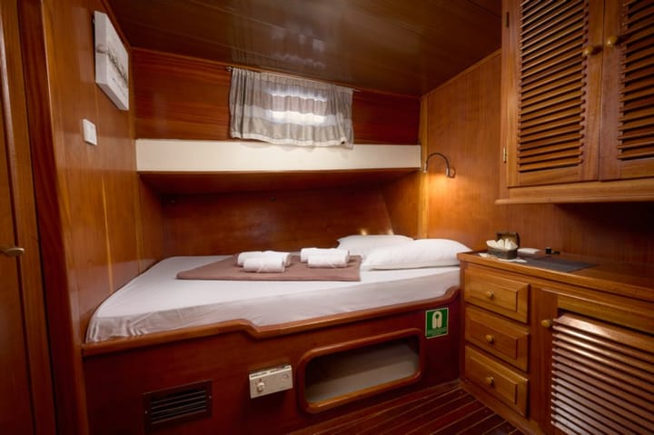 Fatto su misura Caicco (2002) for Charter - Jesenice - Dugi Rat | #21102 - 33