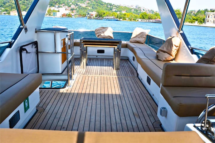 Hecho a medida Yate a motor (1990) para Charter - Bebek | #21149  - 10