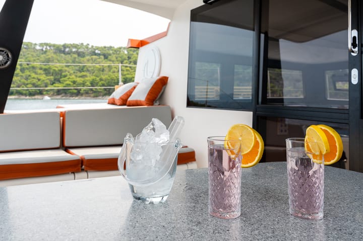 Catamaran Luna 47 Power (2023) for Charter - Split | #21226 - 21