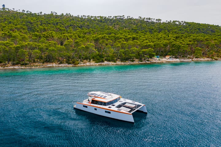 Catamaran Luna 47 Power (2023) for Charter - Split | #21226 - 18