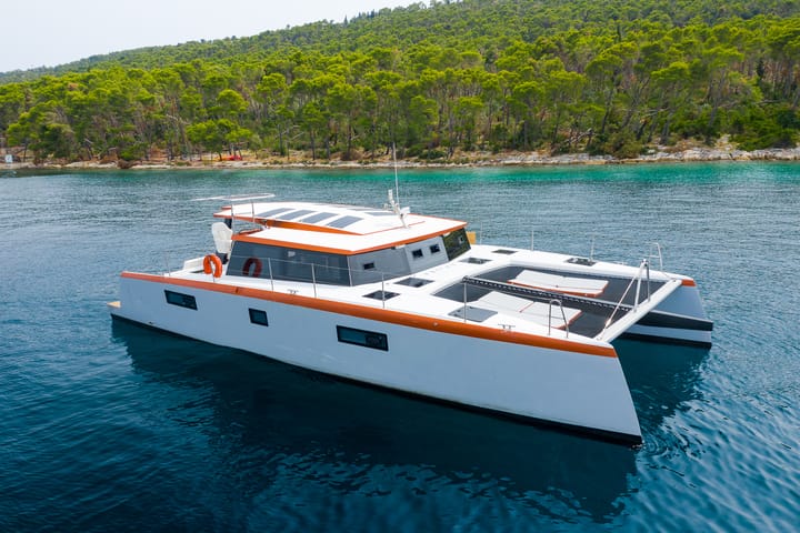 Catamaran Luna 47 Power (2023) for Charter - Split | #21226 - 12