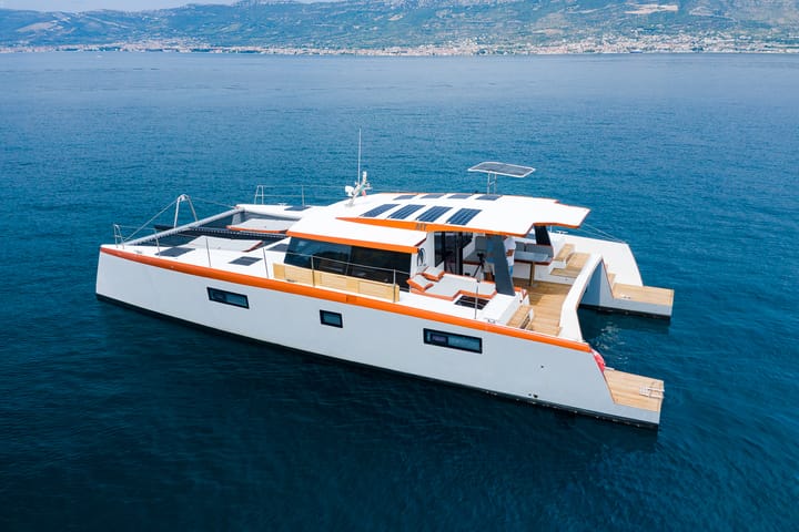 Catamaran Luna 47 Power (2023) for Charter - Split | #21226 - 25