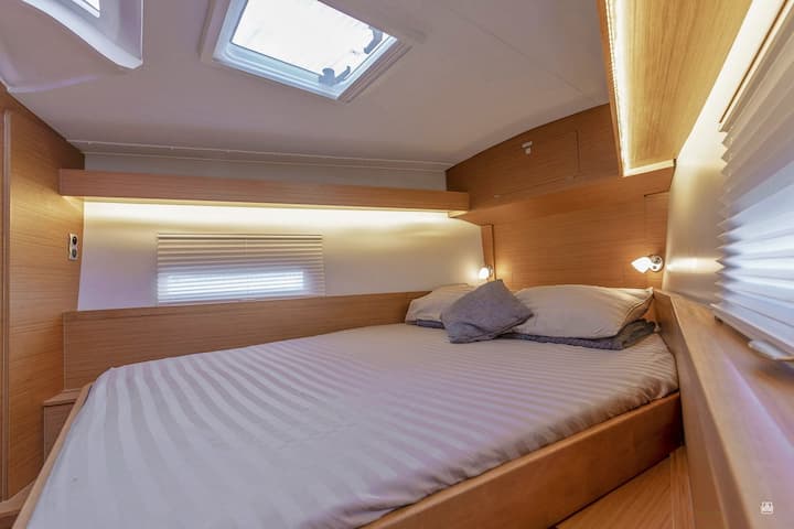 Sailboat Dufour 430 (2024) for Charter - Lefkada | #21277 - 21