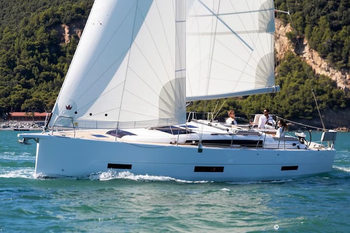 Sailboat Dufour 430 (2024) for Charter - Lefkada | #21277 - 4