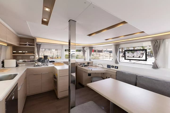 Split 13.99 m Für Charter Katamaran — #21325 - 18