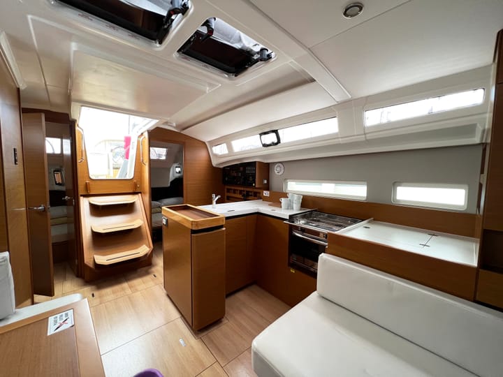Punat, Krk 12.35 m For Charter Voilier - #21366 - 9