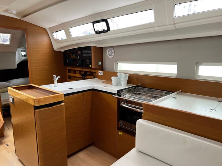 Punat, Krk 12.35 m For Charter Voilier - #21366 - 15